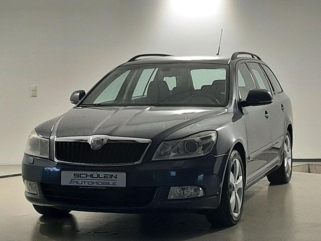 Skoda Octavia Combi Elegance*DSG*Xenon*SHZ*PDC vo+hi*