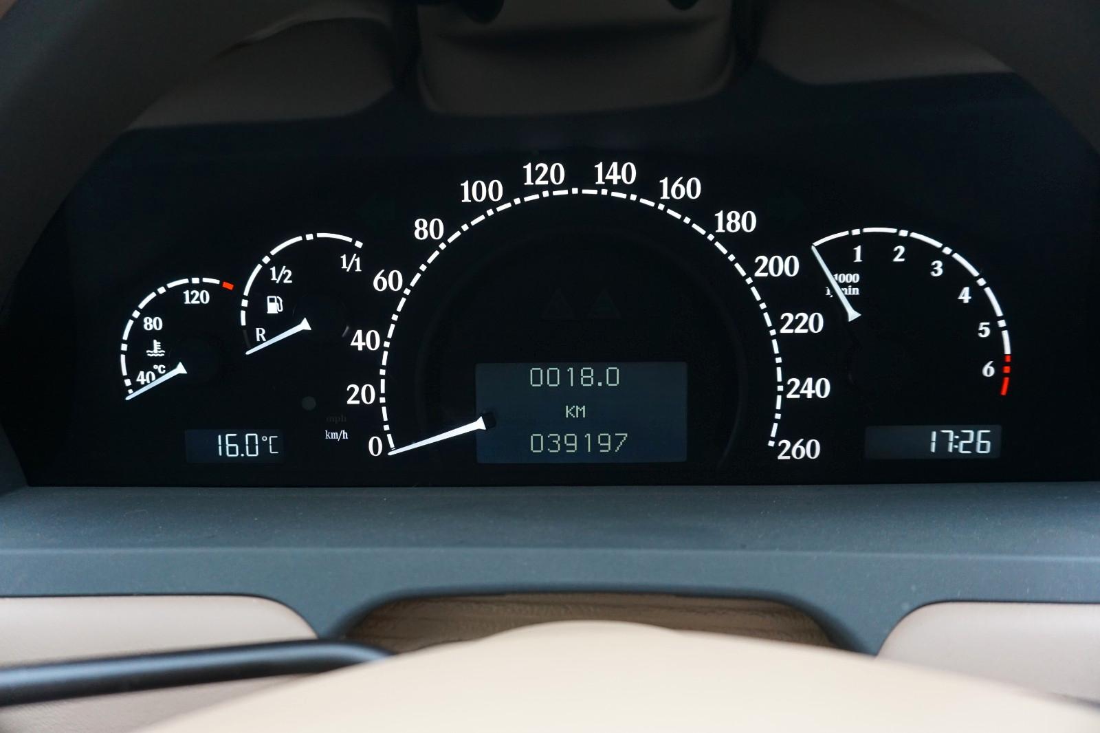 Car Image 26