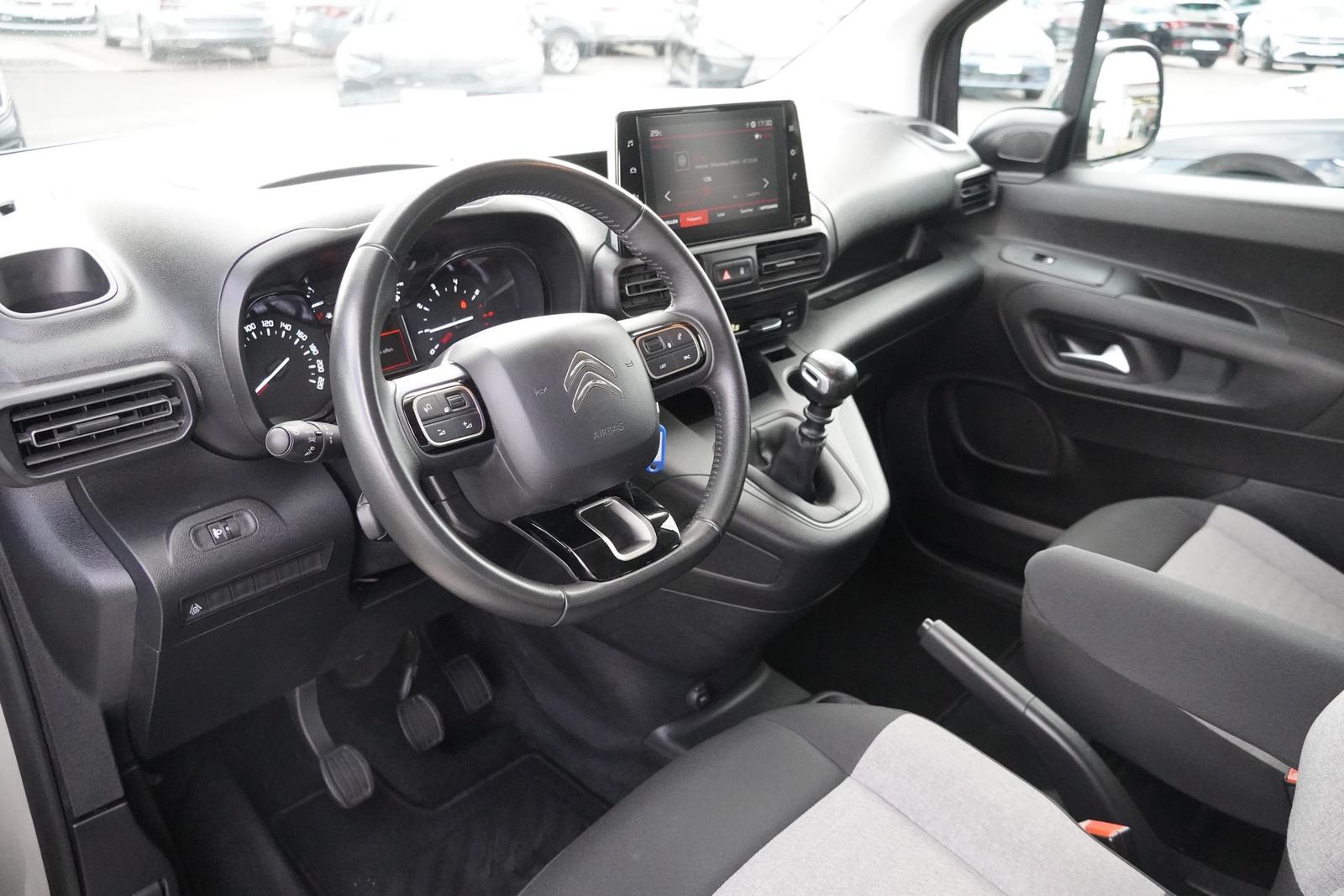 Citroën Berlingo 1.2 12V e-THP MPV Feel M AHK 360° DAB