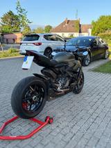 Ducati Streetfighter V2 mit Werksgarantie - Ducati Streetfighter V2 S