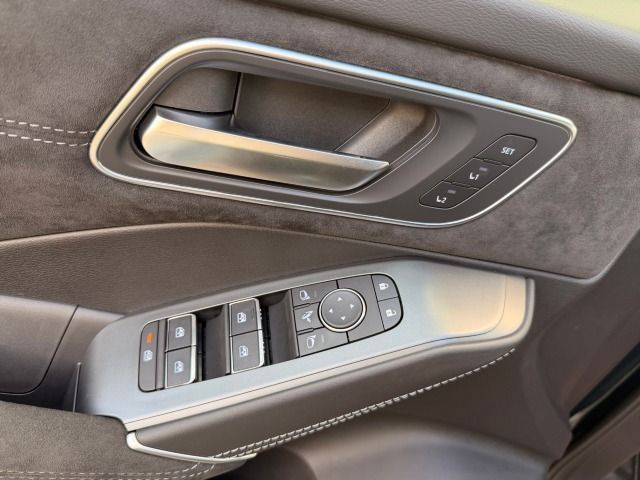 Fahrzeugabbildung Nissan Qashqai 1.3 DIG-T Xtronic N-Design*KomfortP*20`