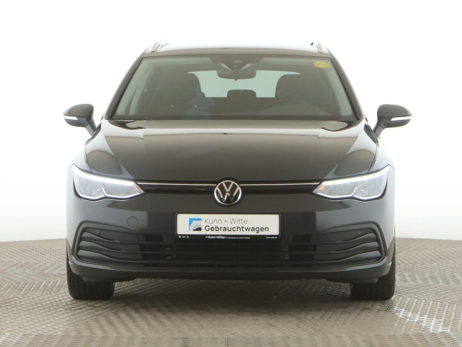 Volkswagen Golf VIII Variant 1.0 TSI Life LED+PDC+Navi+Appl