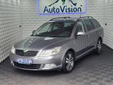 Skoda Octavia 1.6 TDI Combi Ambition*Tempomat*Klima* - Skoda Octavia aus 2012 mit Diesel-Antrieb: Kombi, 1.6