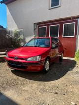 Peugeot 106 1.1 Benzin  fährt gut  98tkm... - Peugeot 106 Benziner Gebrauchtwagen