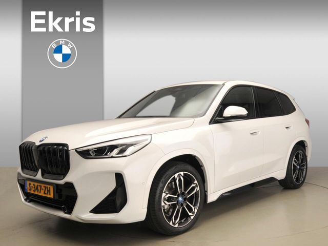 BMW iX1 xDrive30 | M-Sportpakket | LED | Leder | nav