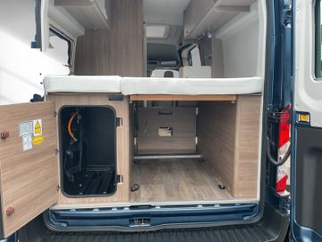 Carado CV 590 4X4 EDITION 24 mit Fahrradträger  KLIMA