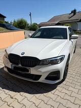 BMW 320i xDrive M Sport Automatik M Sport - BMW 320 Limousine 320i xdrive mit Benzin-Antrieb