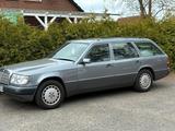 Mercedes-Benz Mercedes 200TD GUTER ZUSTAND TÜV - gebrauchte Mercedes-Benz 200 aus dem Jahr 1990
