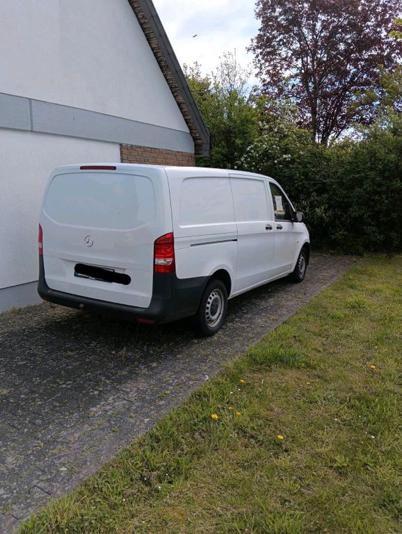Image of Mercedes-Benz Vito
