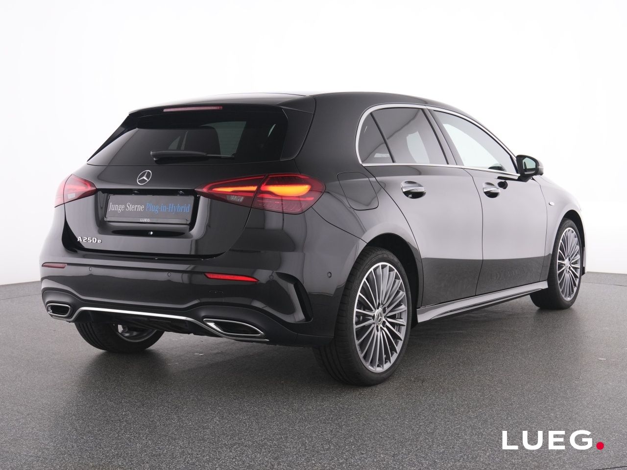 Mercedes-Benz A 250e AMG+NavPrm+Pano+MBeam+AHK+19''+Mem+HUD+36 imagem 3