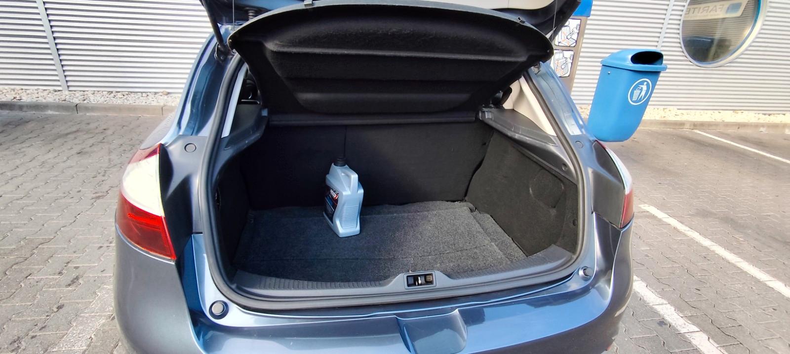 Renault Megane 2015 — engine 1.461 cm³, 110 HP (81kW)