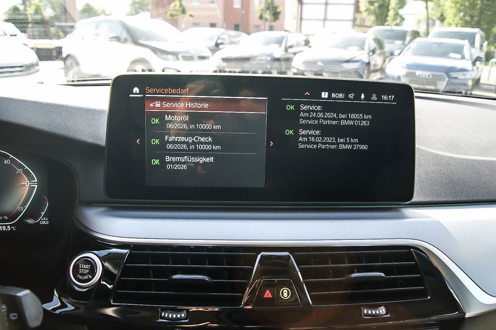 Fahrzeugabbildung BMW 520 d Touring LEDER HEADUP PANORAMA KEYLESS