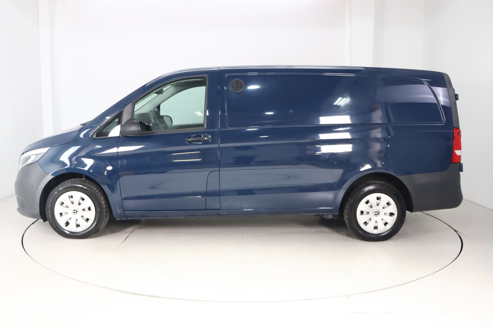 Fahrzeugabbildung Mercedes-Benz Vito 116 CDI lang * LED * Navi