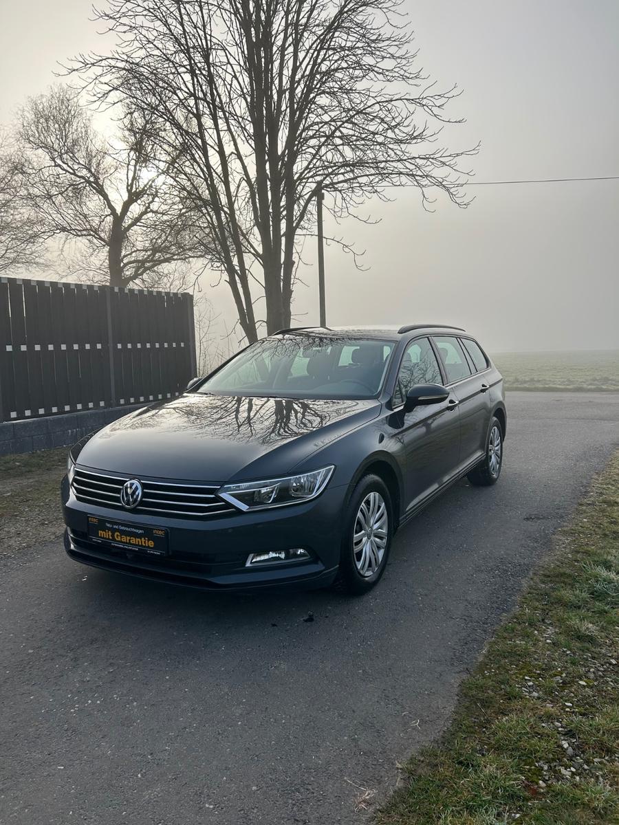 Volkswagen Passat Variant Trendline 2.0 TDI AHK Garantie