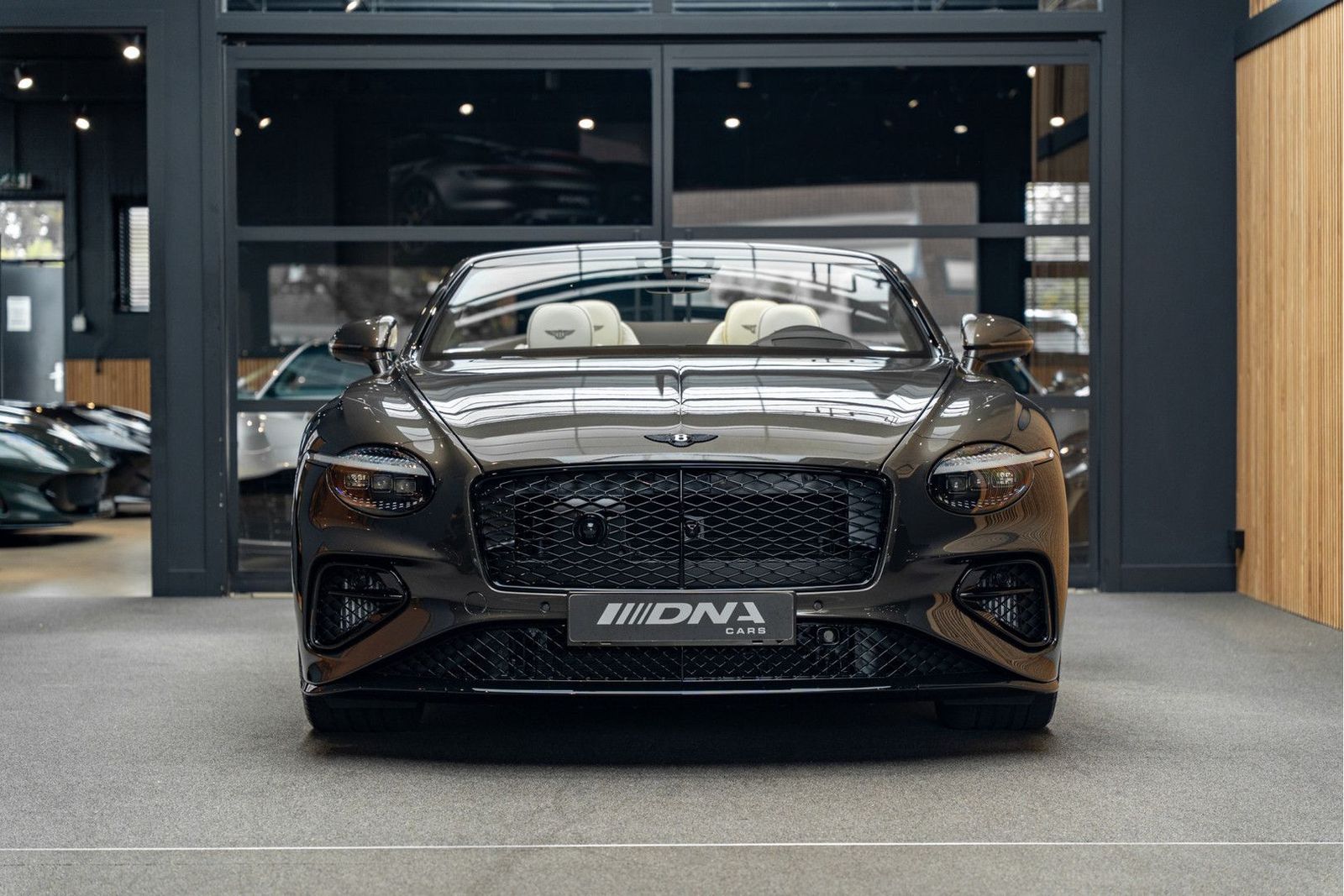 Bentley Continental GTC S Touring Package Mandarin 4.0 V imagem 2