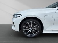BMW 330 - Vorschau Bild 8