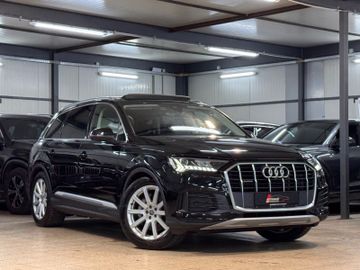 Audi Q7 - 1