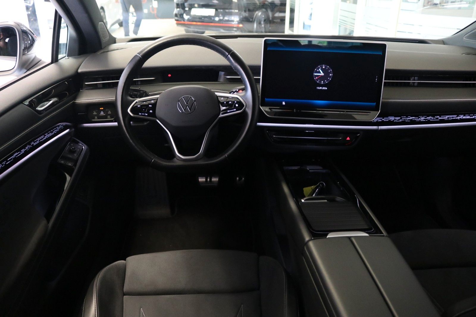 Volkswagen ID.7 Tourer Pro AHK HUD 360° Matrix Memory 99% foto 18