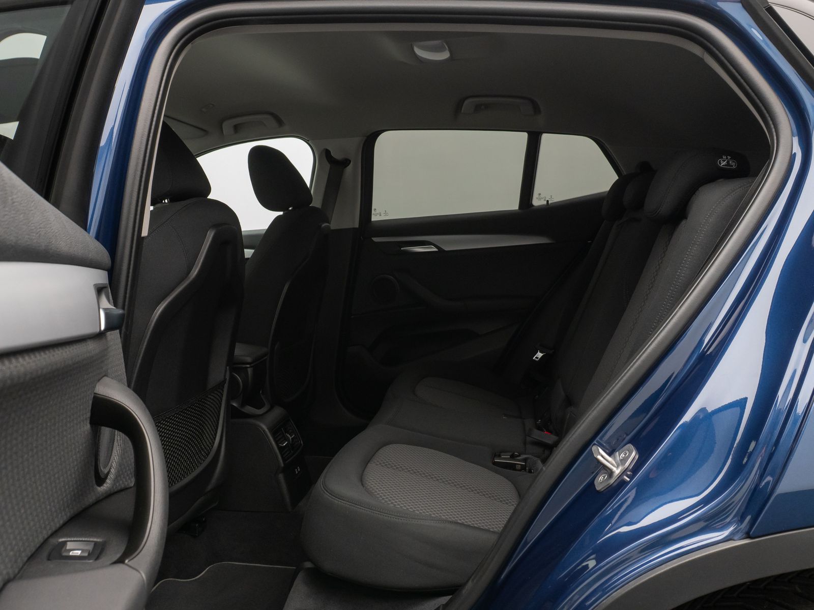 Fahrzeugabbildung BMW X2 sD20i Kamera DAB Komfort HiFi Navi LED Memory
