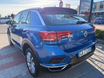 Volkswagen T-Roc - 4