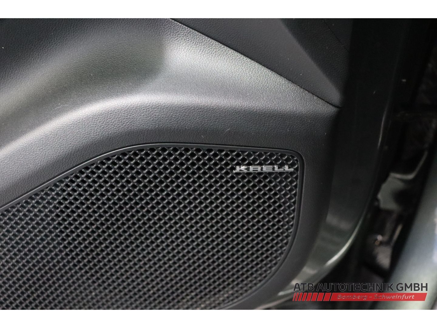 Fahrzeugabbildung Hyundai Tucson Prime PHEV 1.6 T-GDi 4WD 97,4% SOH Navi S