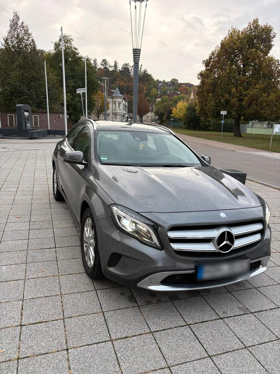 Mercedes-Benz GLA 250
