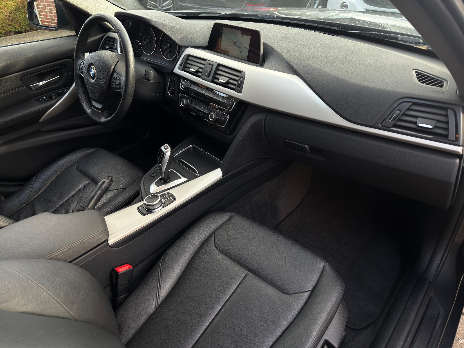 BMW 318i Touring, Aut., LED, Leder, TÜV neu