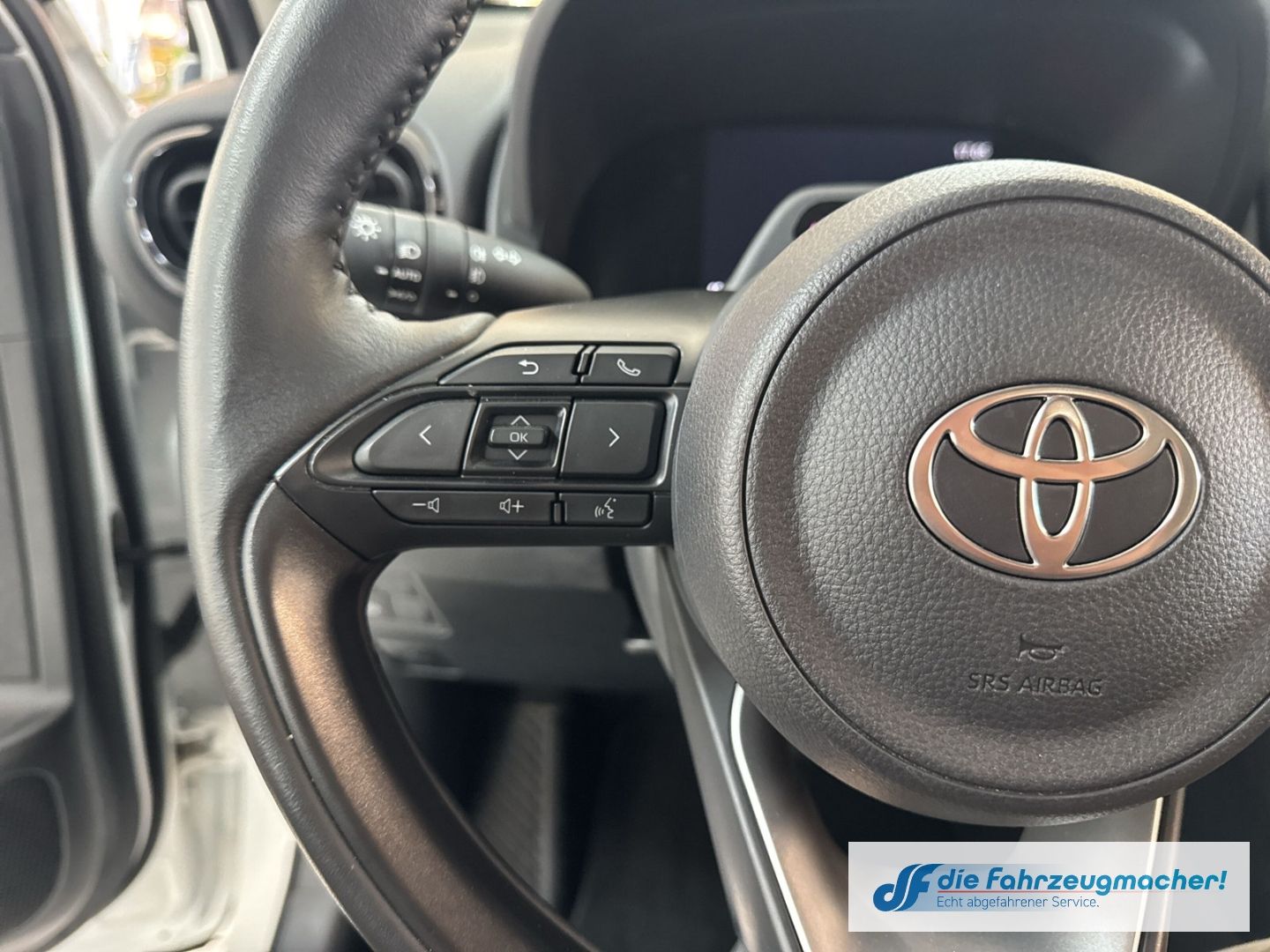 Fahrzeugabbildung Toyota Yaris Cross Hybrid FWD Comfort ACC DAB Spurhalte