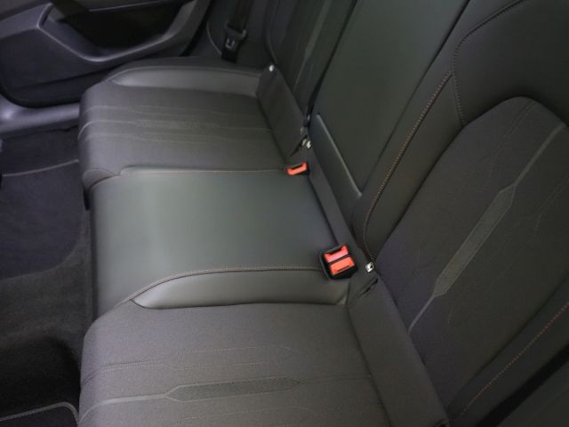 Leon ST eTSI DSG+LED MATRIX+NAVI+RÜCKFAHRKAMERA+