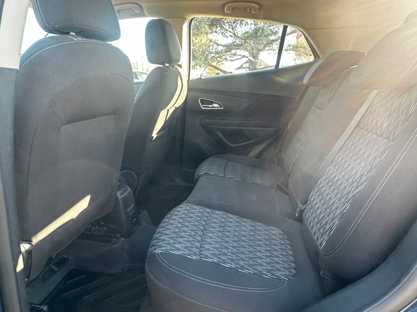 Fahrzeugabbildung Opel Mokka Edition ecoFlex
