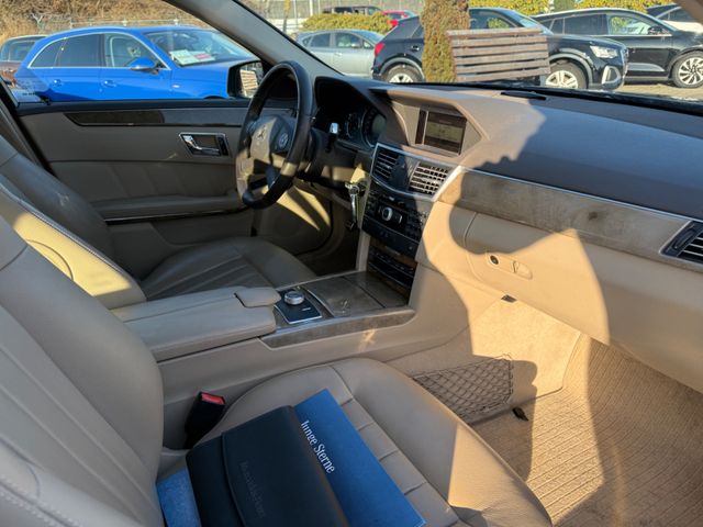 Mercedes-Benz E 300 Limousine CDI BlueEfficiency