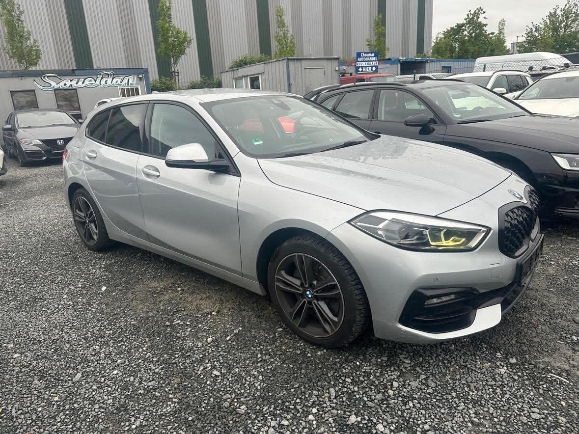 BMW 120 1 Limousine 120 d xDrive Sport Line