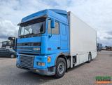 DAF XF95.430 4x2 Spacecab Euro2 | Retarder | Kast - DAF Xf 95