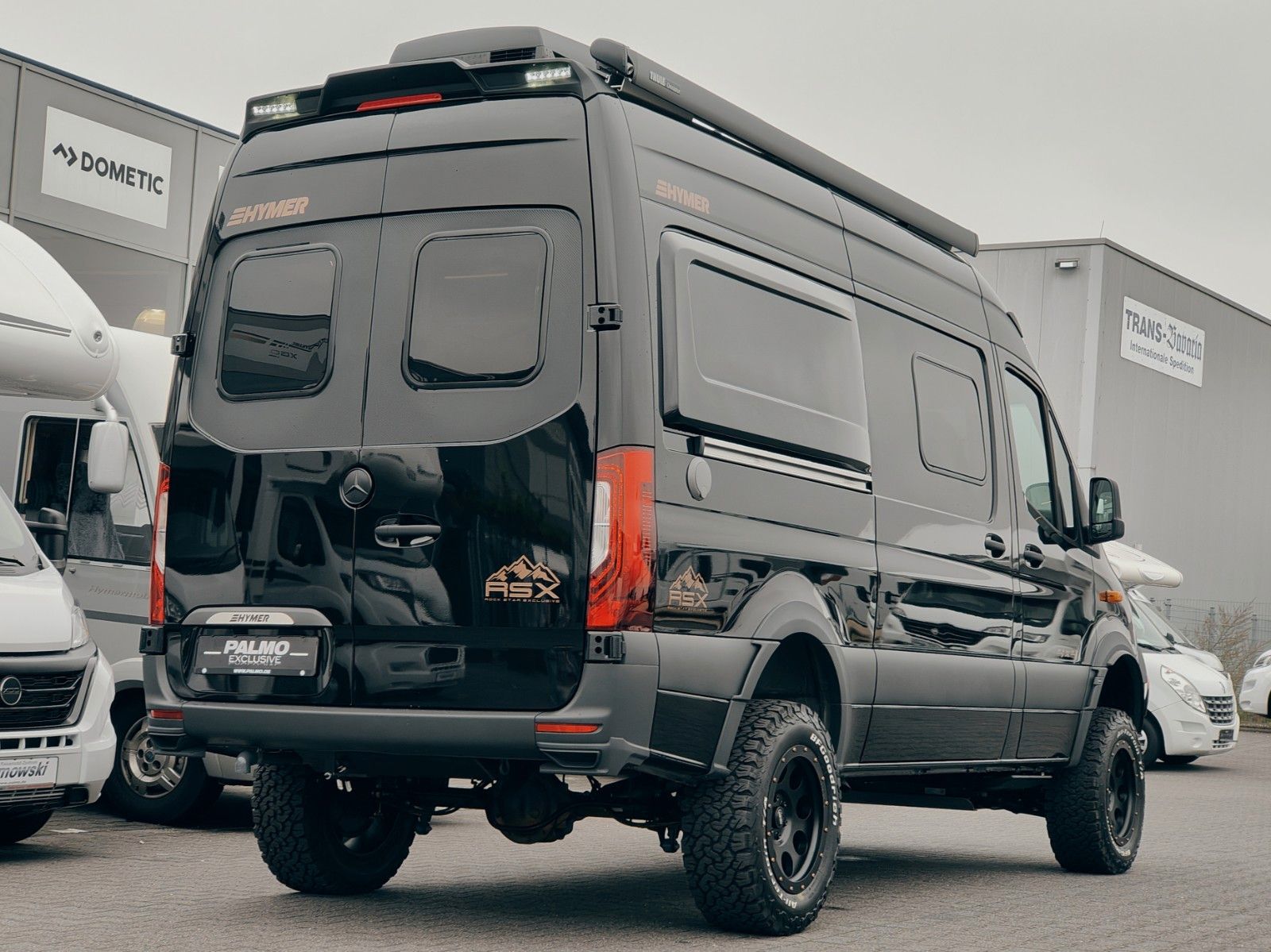 Fahrzeugabbildung HYMER / ERIBA / HYMERCAR GRAND CANYON S 4x4² RSX-8 LTD. - AUS ERSTBESITZ
