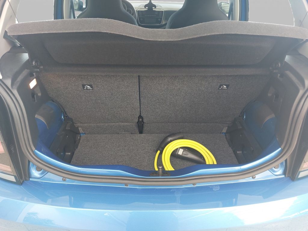 Fahrzeugabbildung Volkswagen e-up Sitzheizung Rückfahrkamera