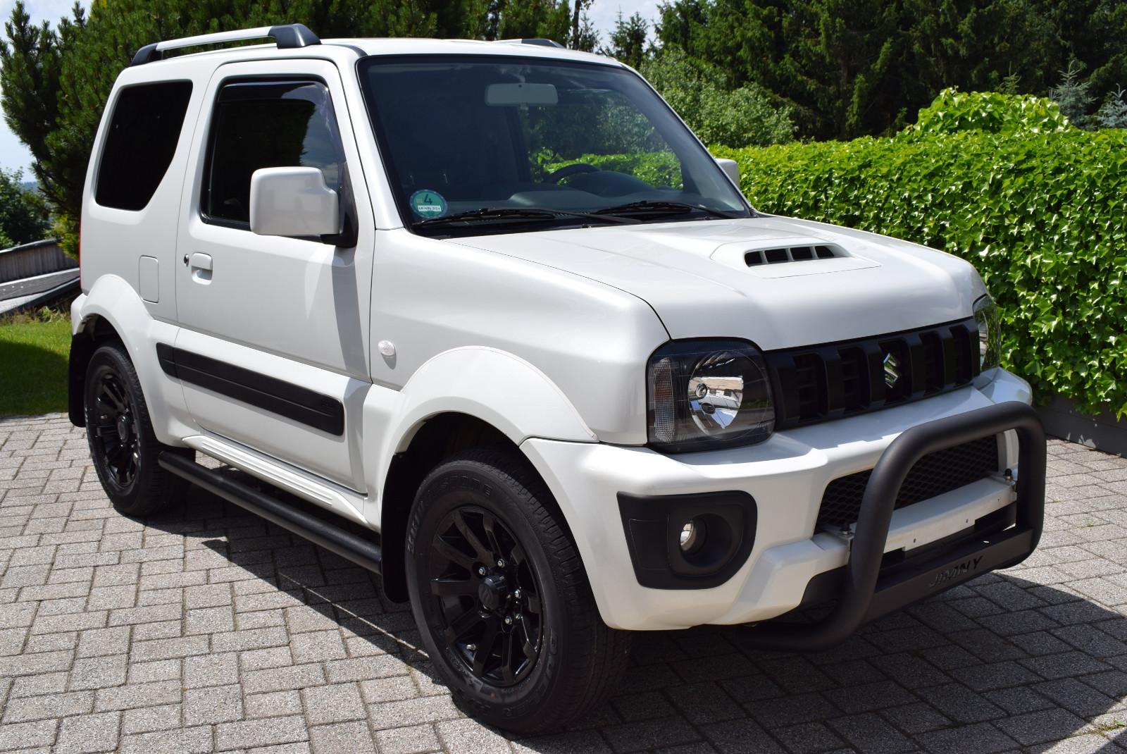 Suzuki Jimny Style BLACK & WHITE EDITION