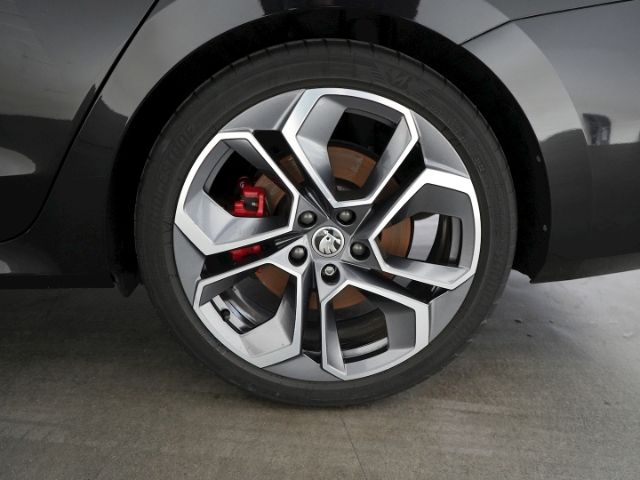 Octavia COMBI RS TSI DSG+LED LICHT+NAVI+RÜCKFAHR