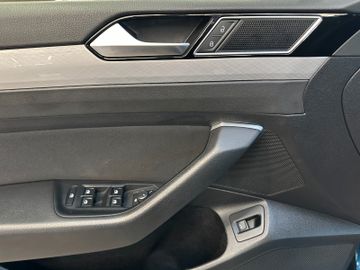 Volkswagen Passat Variant Business*MirrorLink*2. Hand*Klima