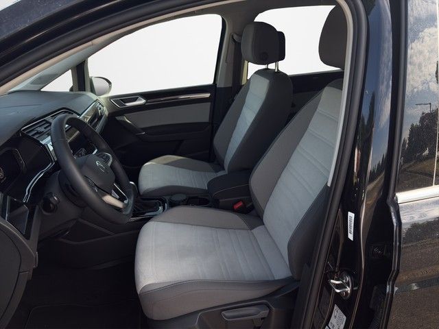 Fahrzeugabbildung Volkswagen Touran Highline 2.0 TDI 110 kW *Rückfahrkamera*