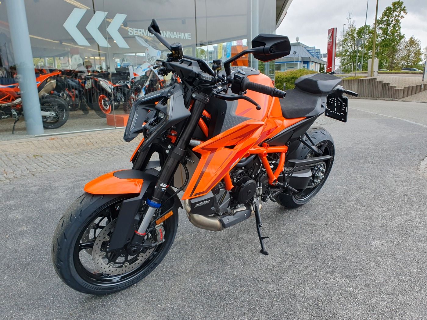 Fahrzeugabbildung KTM 1390 Super Duke R EVO 2024
