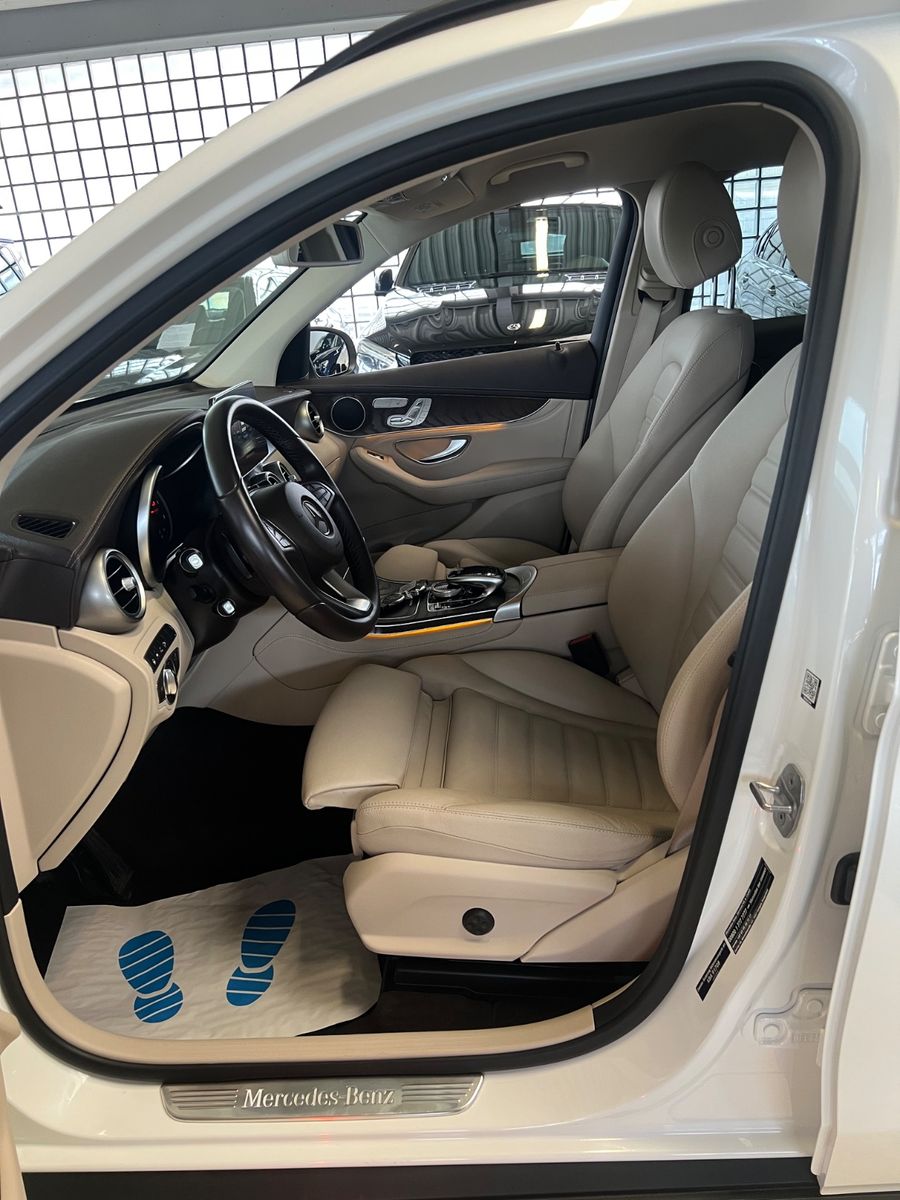 Fahrzeugabbildung Mercedes-Benz GLC 250 d 4Matic* 1. Hand * Exclusive *