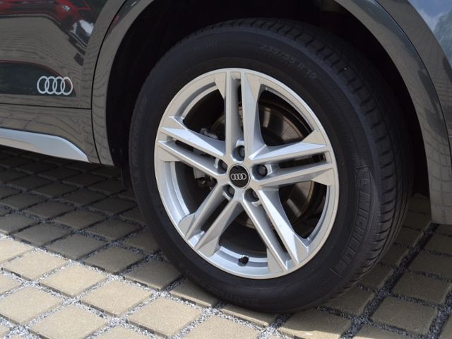 Q5 40 TDI 204 PS quattro S-tronic S line AHK/MAT