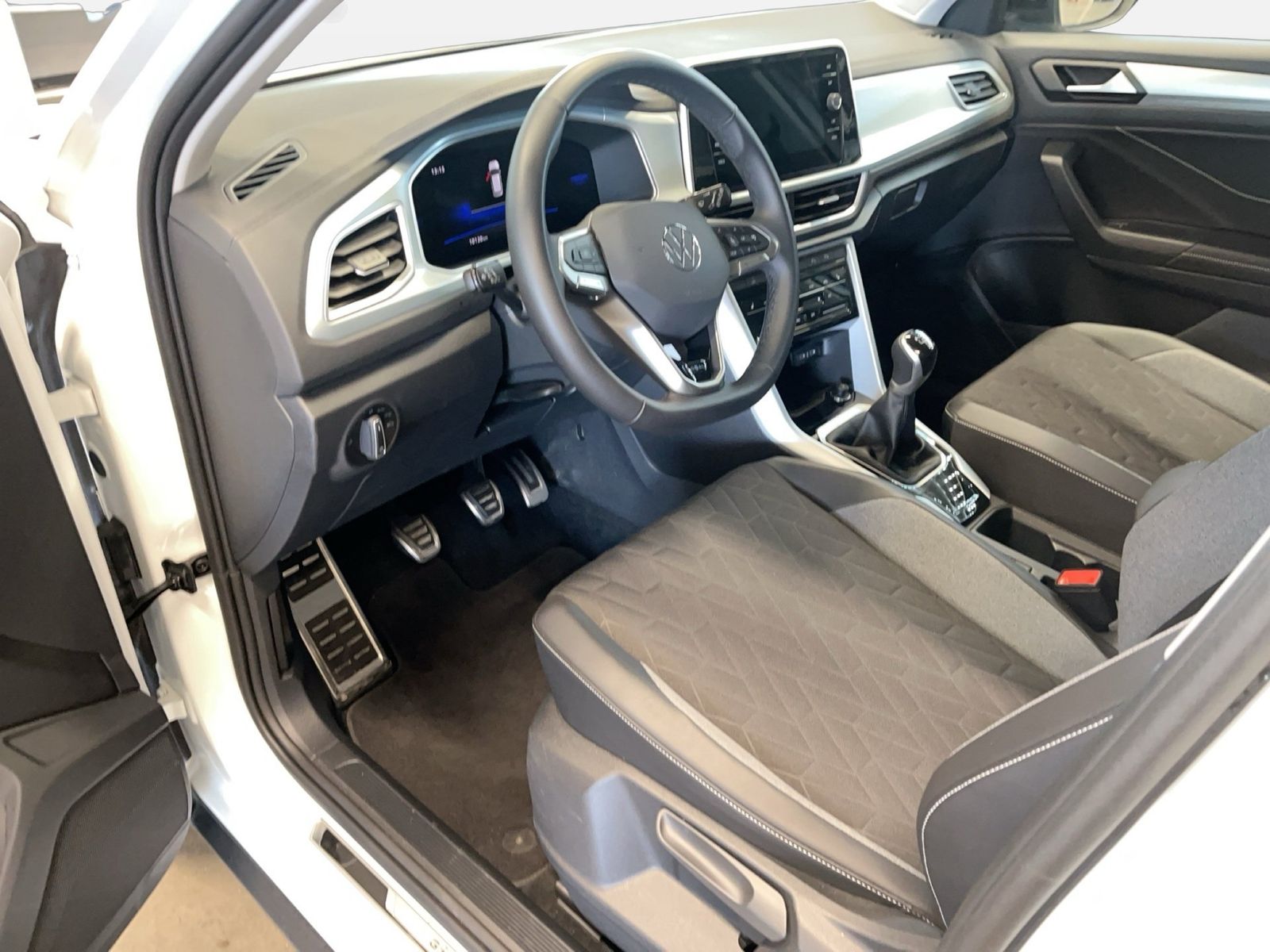 Volkswagen T-Roc - Bild 10