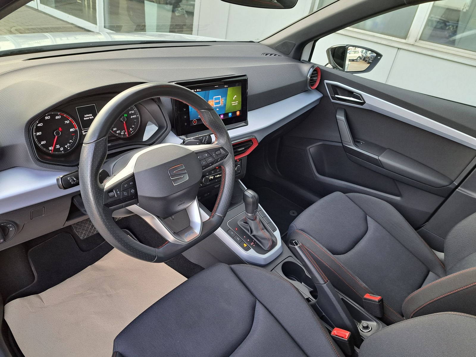 Fahrzeugabbildung SEAT Arona 1.0 TSI FR DSG MY 2022 LED NAVI PDC ALU