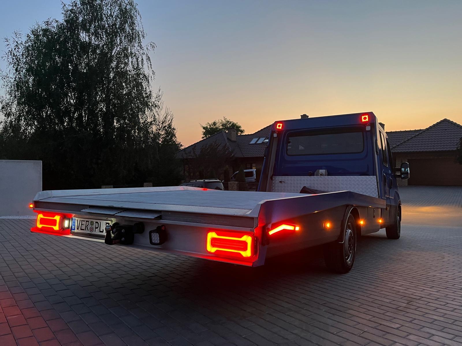 Iveco Daily 2.3 D Schlepper KLIMA 7 Pers. TÜV 10/26