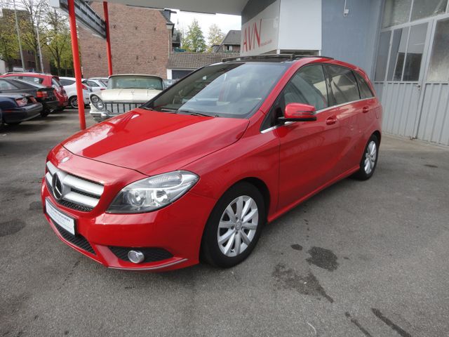 Mercedes-Benz B 180 CDI PanoDach SportPaket Navi PDC SHZ