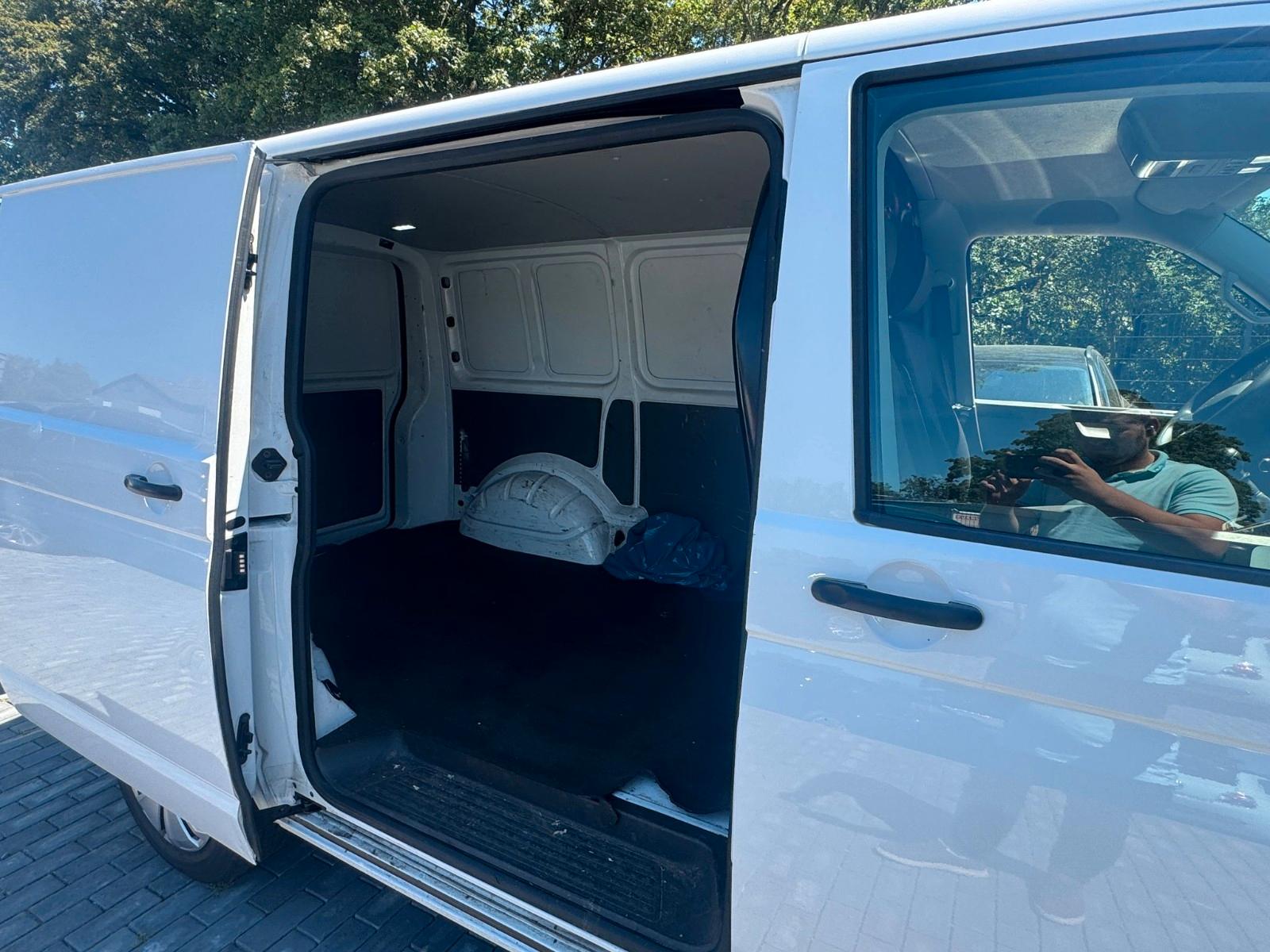 Volkswagen T6 andere T6 1 Kasten 2.0 TDI kurzer Radstand, миниатюра 24
