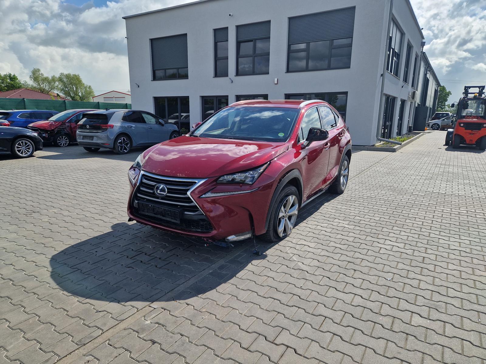 Lexus NX 300 h E-Four