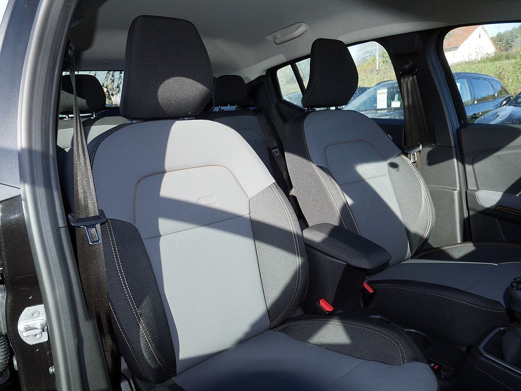 Fahrzeugabbildung Dacia Sandero Stepway Extreme TCe 110