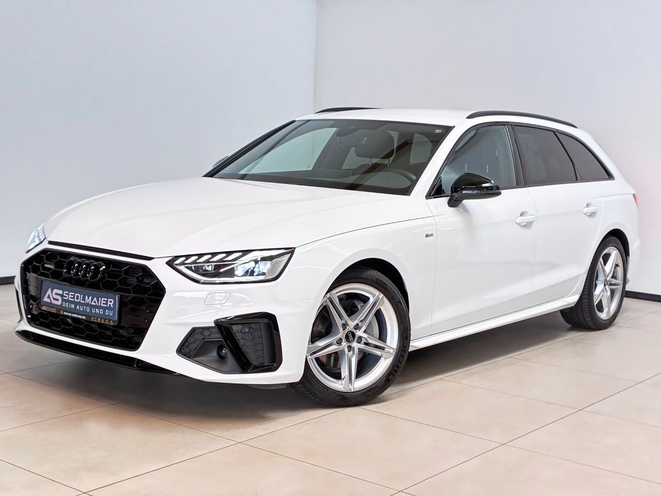 Audi A4 Avant 40 2.0 TDI quattro S-Line AHK StandHeiz foto 25